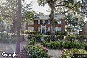 17 E 37th St, Savannah, GA 31401
