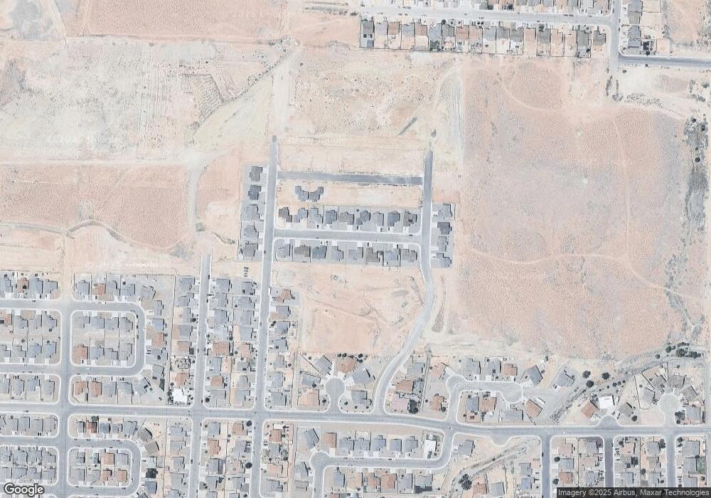 2031 Raptor St, Farmington, NM 87401 - photo 1