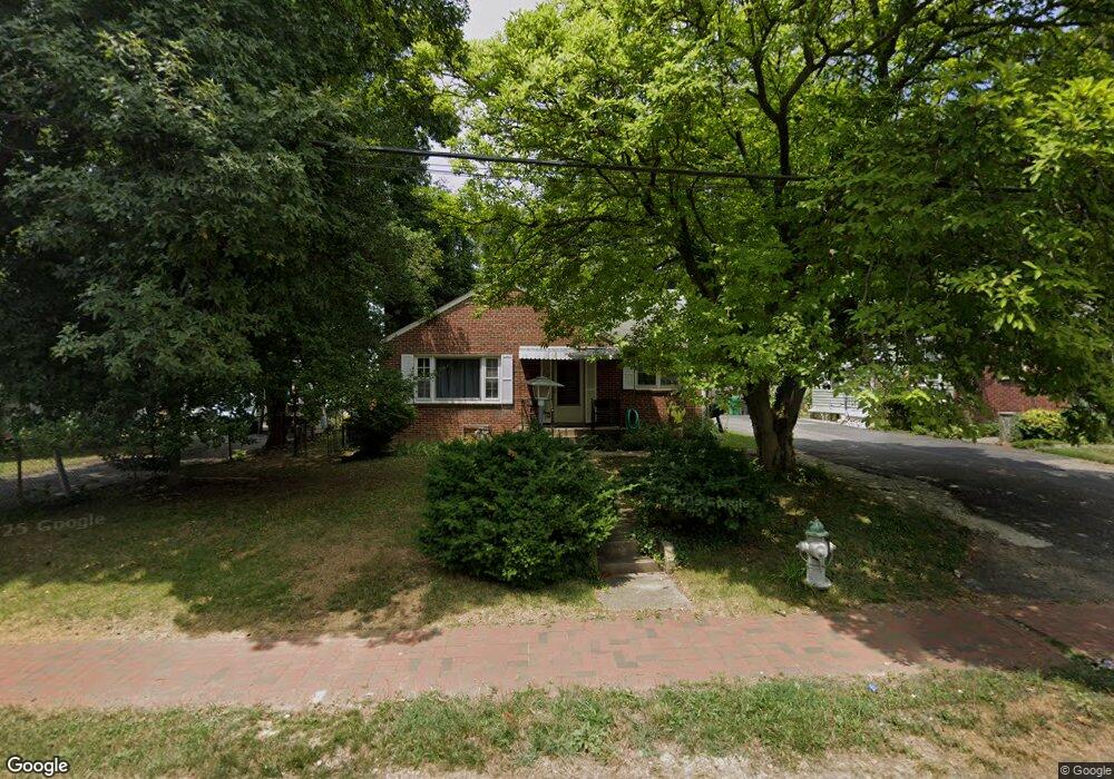 112 Chestnut St, Gaithersburg, MD 20877 - photo 1