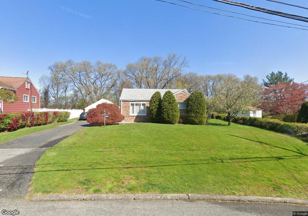 74 Remsen Cir, Yonkers, NY 10710 - photo 1