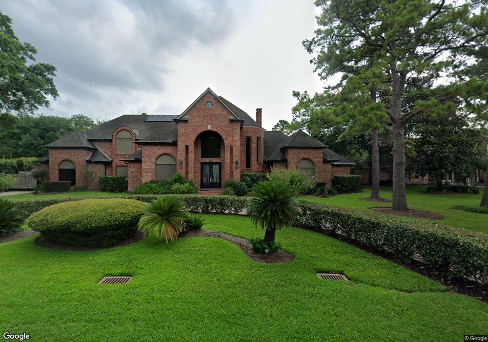 404 Carriage Creek Ln, Friendswood, TX 77546 - photo 1