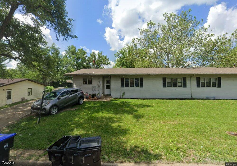 6703 SW Briarmeade Ln, Topeka, KS 66619 - photo 1