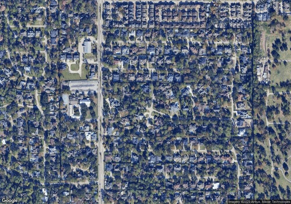 7802 Bellewood Dr, Houston, TX 77055 - photo 1