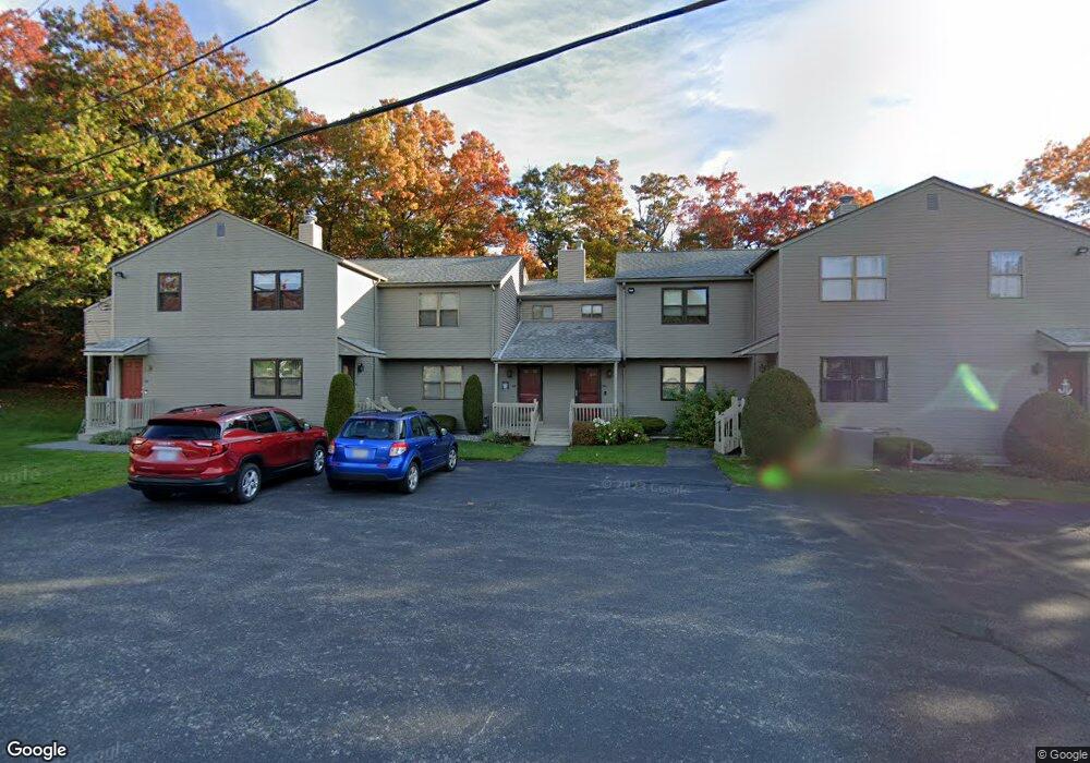 504 Pinewood Dr, Smithfield, RI 02917 - photo 1