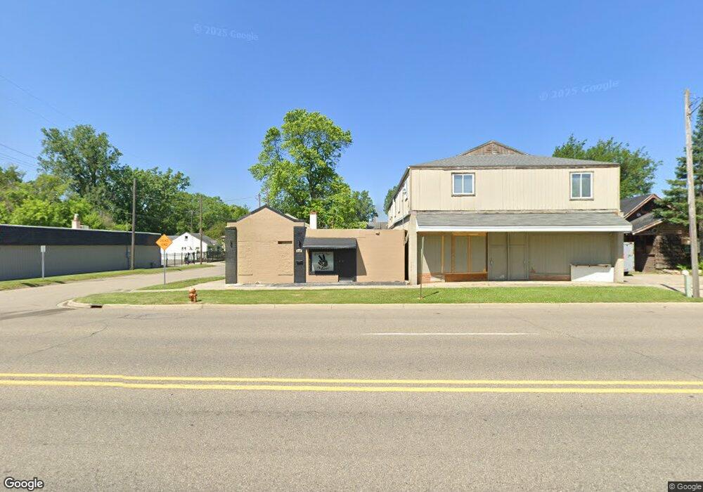 3318 S Saginaw St, Flint, MI 48503 - photo 1