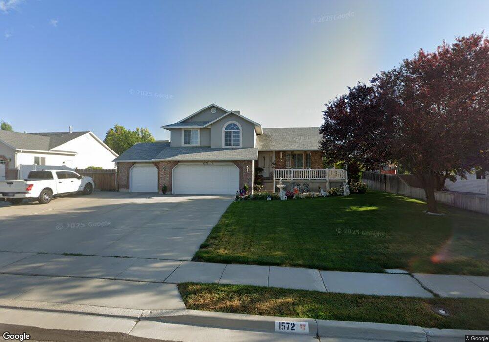 1572 W Pipkin Cove, Riverton, UT 84065 - photo 1