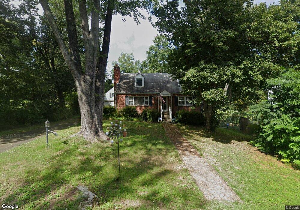 6804 Crutchfield St, Falls Church, VA 22043 - photo 1