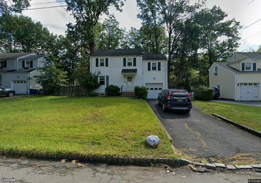 44 Hazelwood Ave, Livingston, NJ 07039 - photo 1