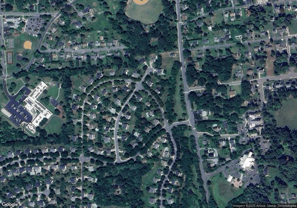 540 Canterbury Cir, Purcellville, VA 20132 - photo 1