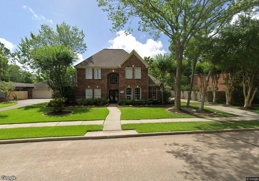 113 Eagle Lakes Dr, Friendswood, TX 77546 - photo 1