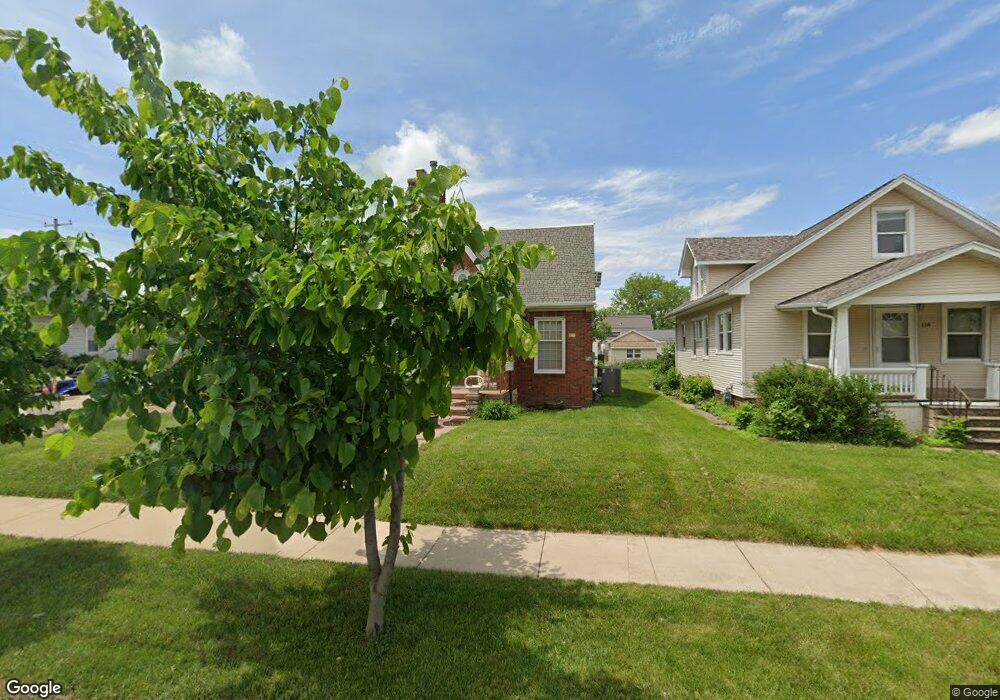 140 Bowling St SW, Cedar Rapids, IA 52404 - photo 1