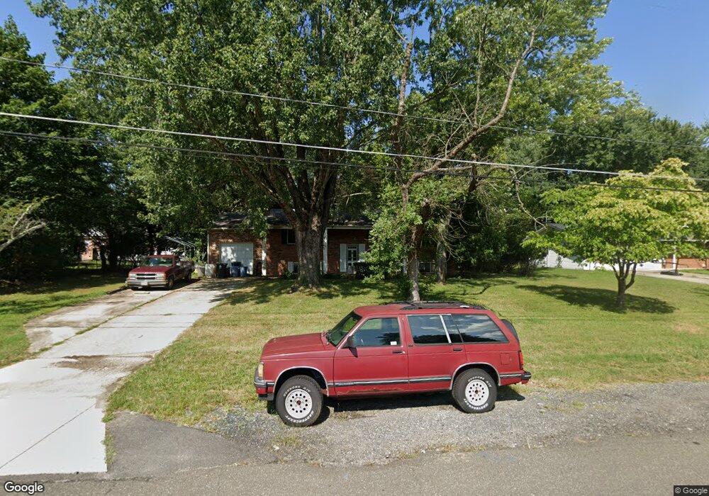 6706 Geneva Ln, Temple Hills, MD 20748 - photo 1