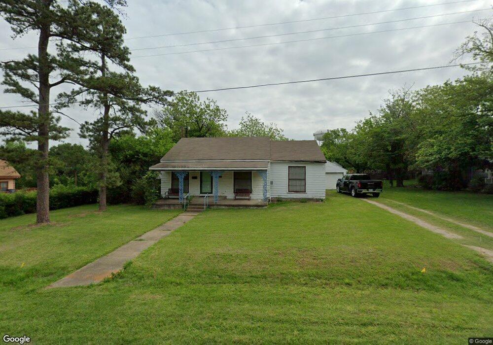 1608 N Gaines St, Ennis, TX 75119 - photo 1