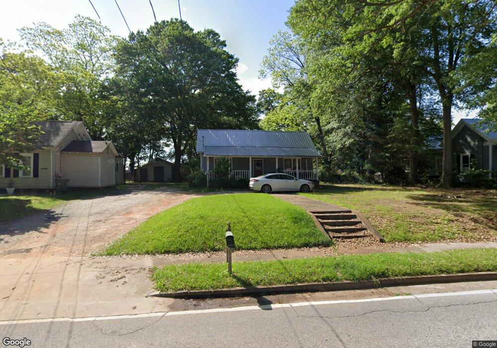 423 Longview St, Carrollton, GA 30117 - photo 1