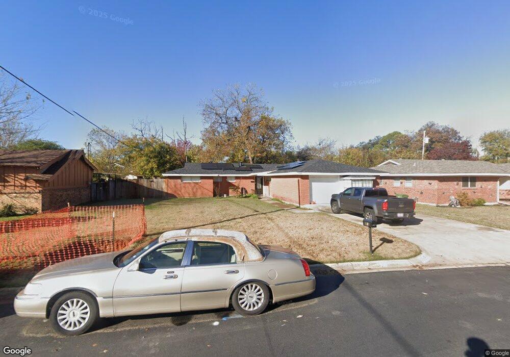 1105 Norwood Dr, Hurst, TX 76053 - photo 1