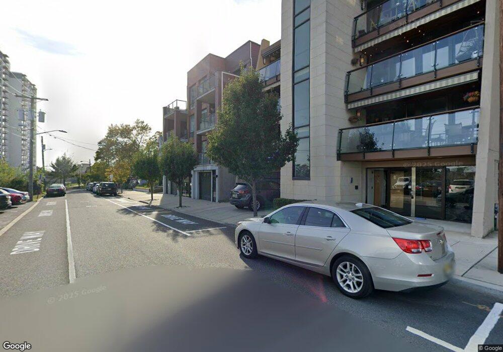 211 Manhattan Ave, Union City, NJ 07087 - photo 1