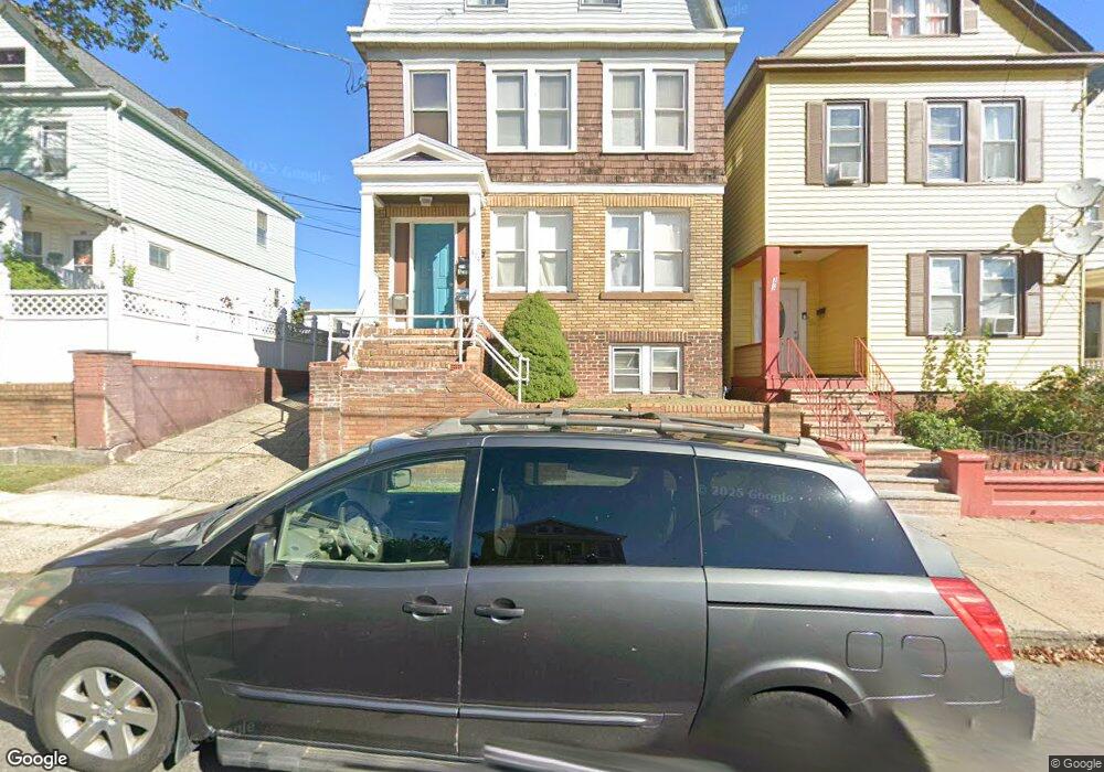 374 Jeffries St, Perth Amboy, NJ 08861 - photo 1