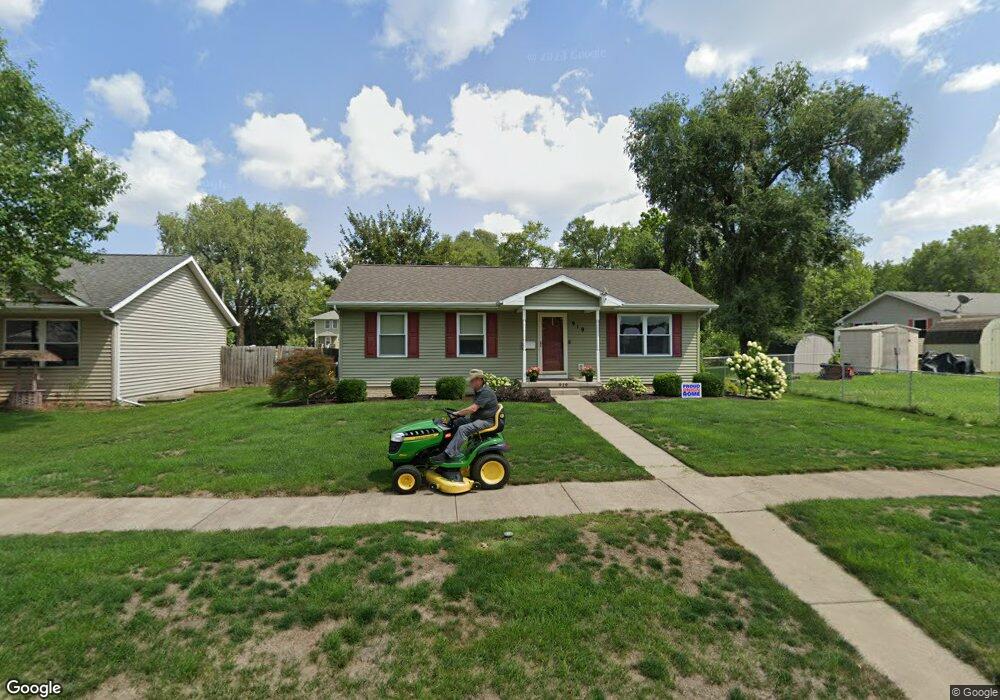 919 8th St, Rock Island, IL 61201 - photo 1