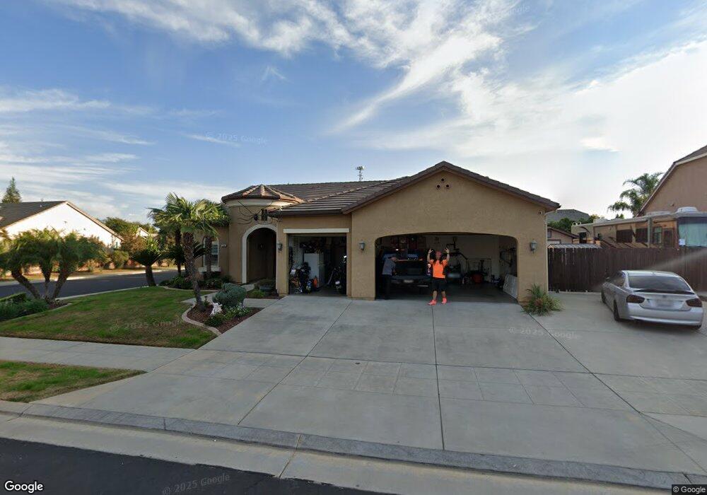 3190 Buckingham Ave, Clovis, CA 93619 - photo 1