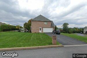 336 Glenmaura Dr, Moosic, PA 18507