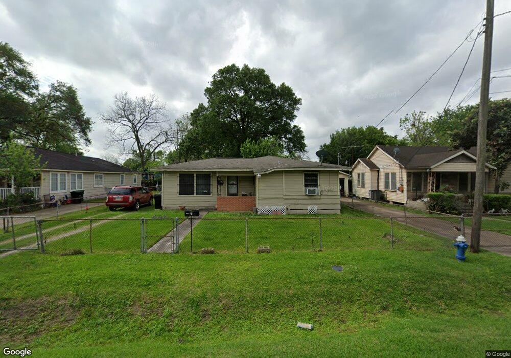 3320 Hardie St, Houston, TX 77026 - photo 1