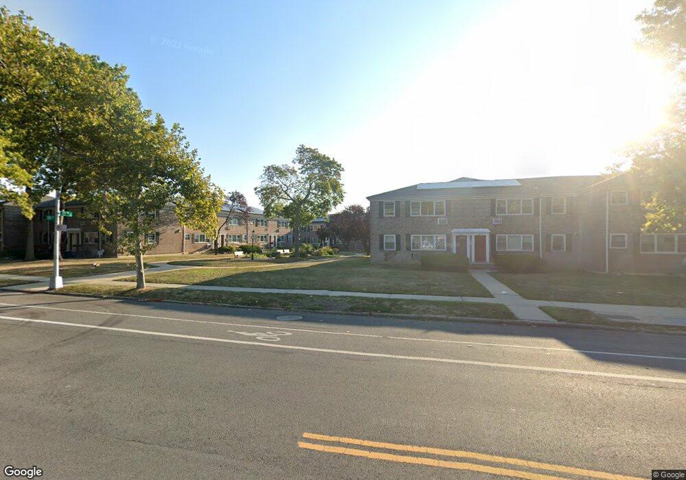 6831 150th St unit B, Flushing, NY 11367 - photo 1