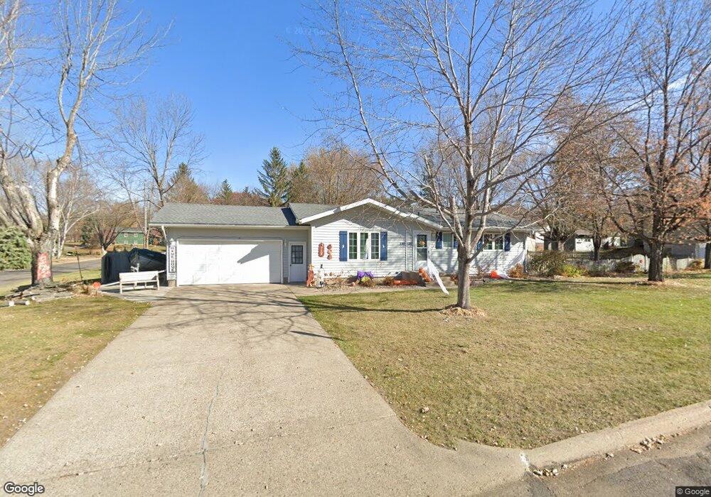320 9th Ave N, Sauk Rapids, MN 56379 - photo 1