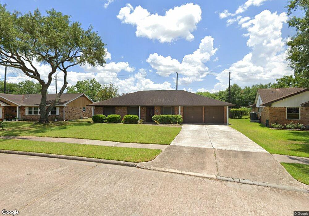 8222 Lettie St, Houston, TX 77075 - photo 1