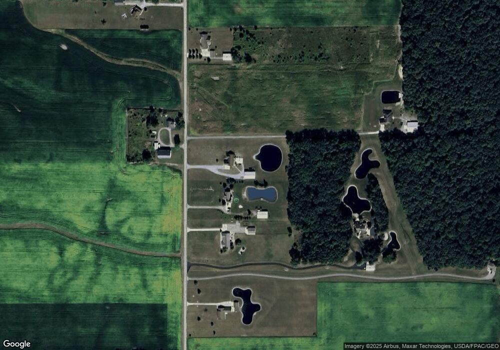 2722 Hadsell Rd, Lima, OH 45801 - photo 1