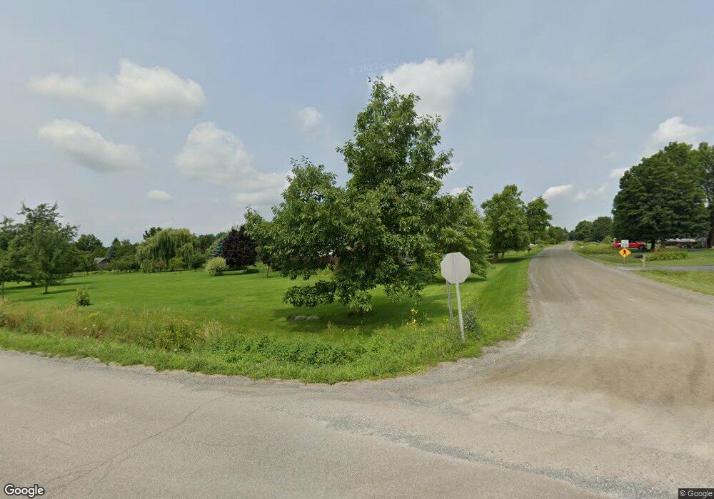 8 Snowcrest Rd, Fairfax, VT 05454 - photo 1