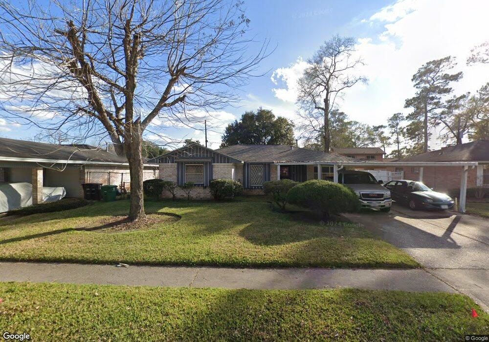 7726 Langley Rd, Houston, TX 77016 - photo 1