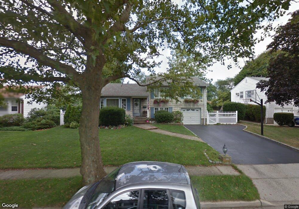 96 Cedar Dr, Farmingdale, NY 11735 - photo 1