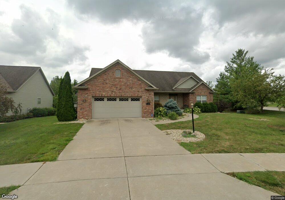 4624 N Weaverridge Blvd, Peoria, IL 61615 - photo 1