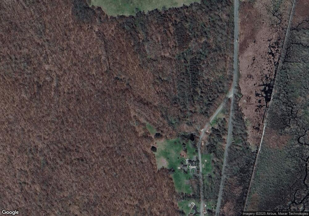 43 Old Post Road 3 unit 3, Millerton, NY 12546 - photo 1