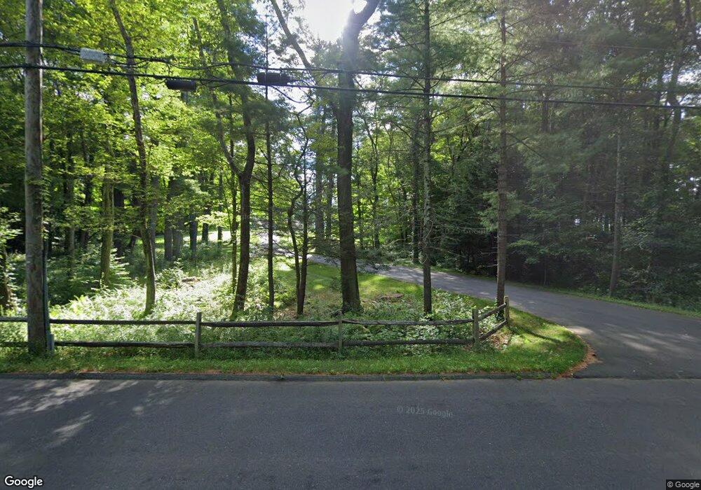 152 Old Farms Rd unit C, Simsbury, CT 06070 - photo 1