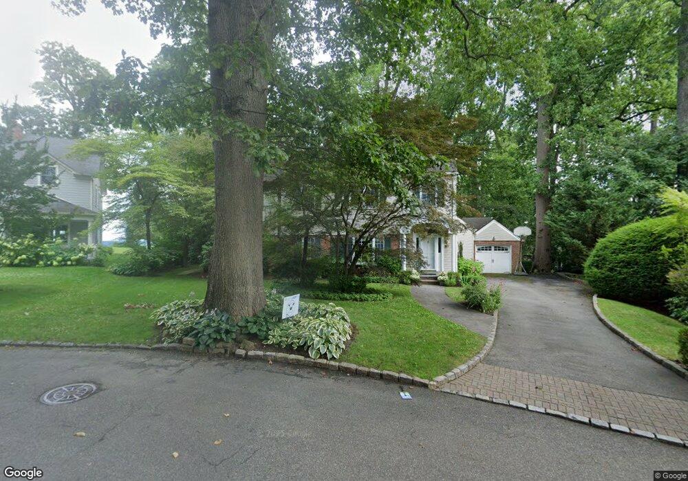 44 Orchard Farm Rd, Port Washington, NY 11050 - photo 1