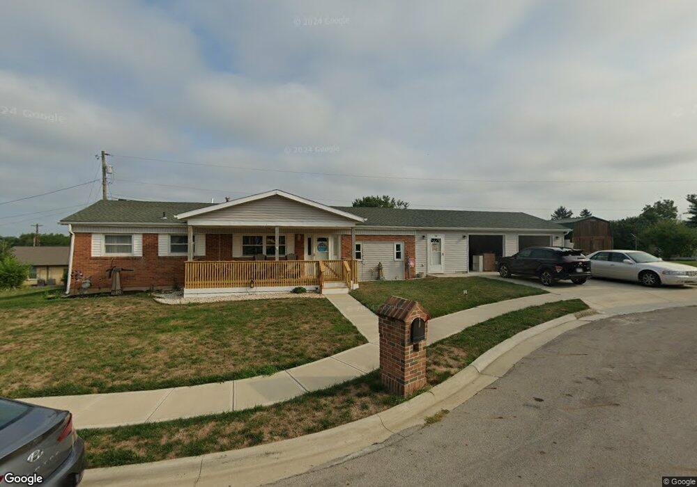 112 Kimberly Place, Circleville, OH 43113 - photo 1