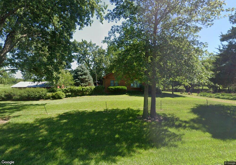 441 NE 82nd St, Topeka, KS 66617 - photo 1