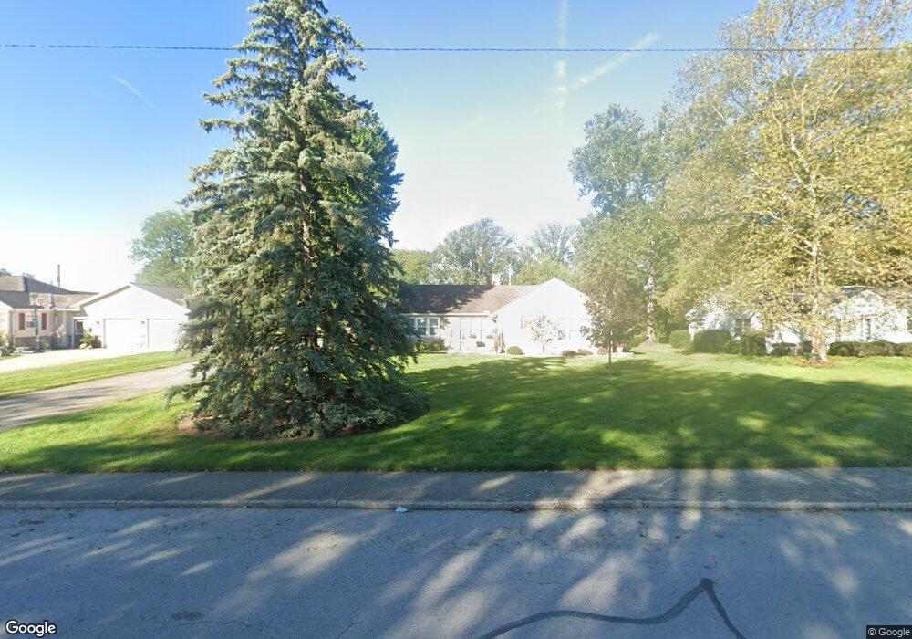 511 S Wentz St, Wapakoneta, OH 45895 - photo 1