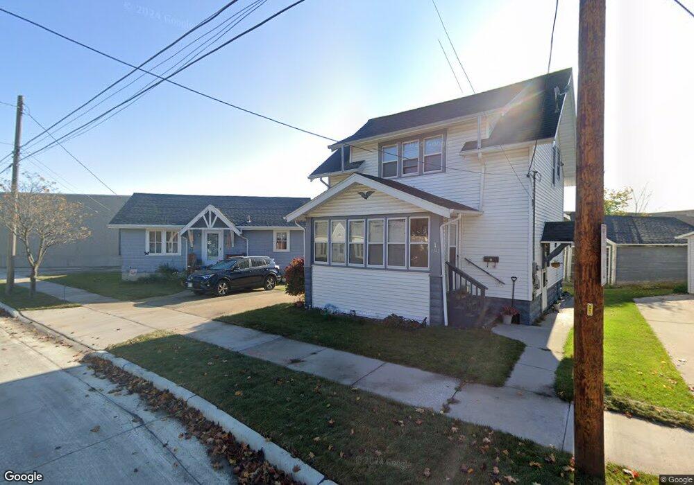 1941 Roosevelt Ave, Two Rivers, WI 54241 - photo 1