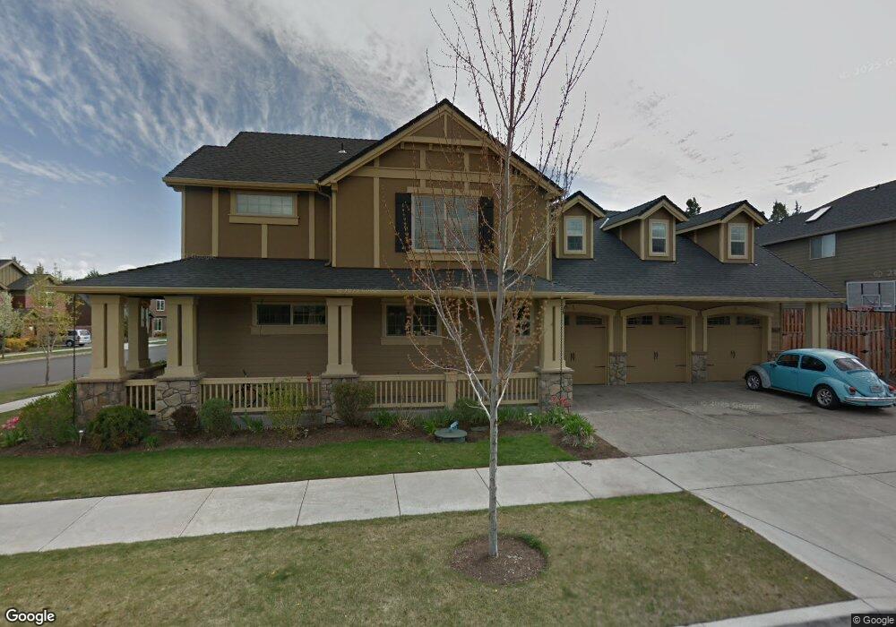 20993 Lava Flow Ln, Bend, OR 97701 - photo 1