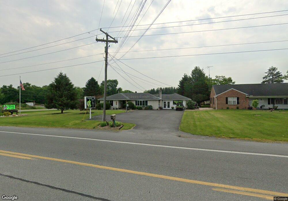 2492 Philadelphia Ave, Chambersburg, PA 17201 - photo 1