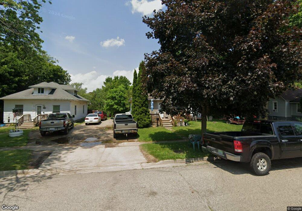 1022 Beehler St, Owosso, MI 48867 - photo 1