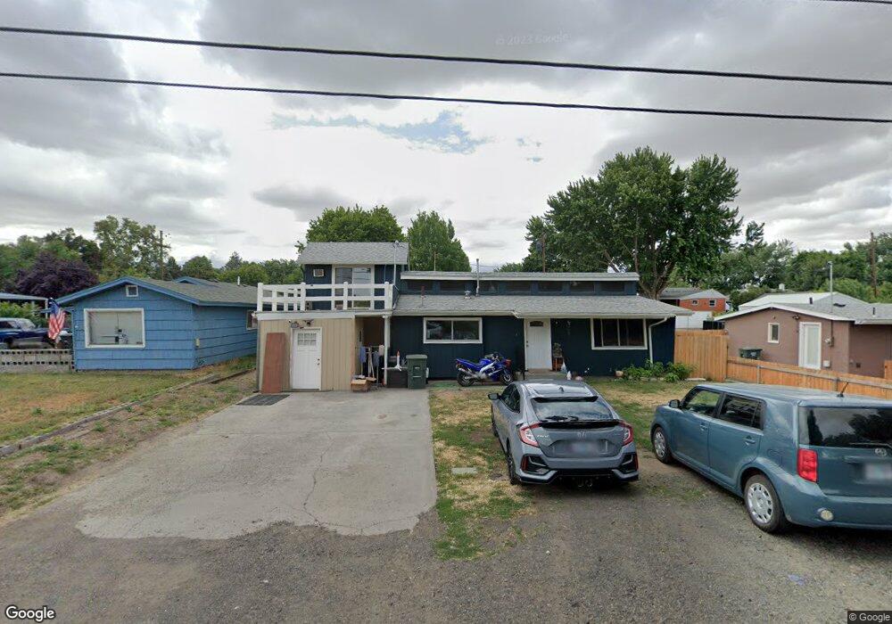 3022 SW Hailey Ave, Pendleton, OR 97801 - photo 1