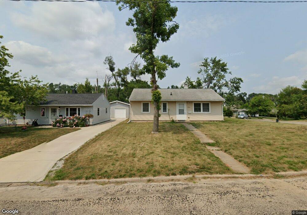 2444 8th Ave SW, Cedar Rapids, IA 52404 - photo 1