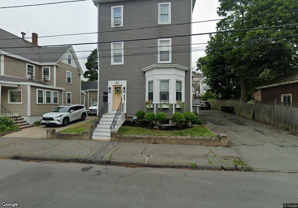 43 Hillside Ave unit 3,43, Swampscott, MA 01907 - photo 1