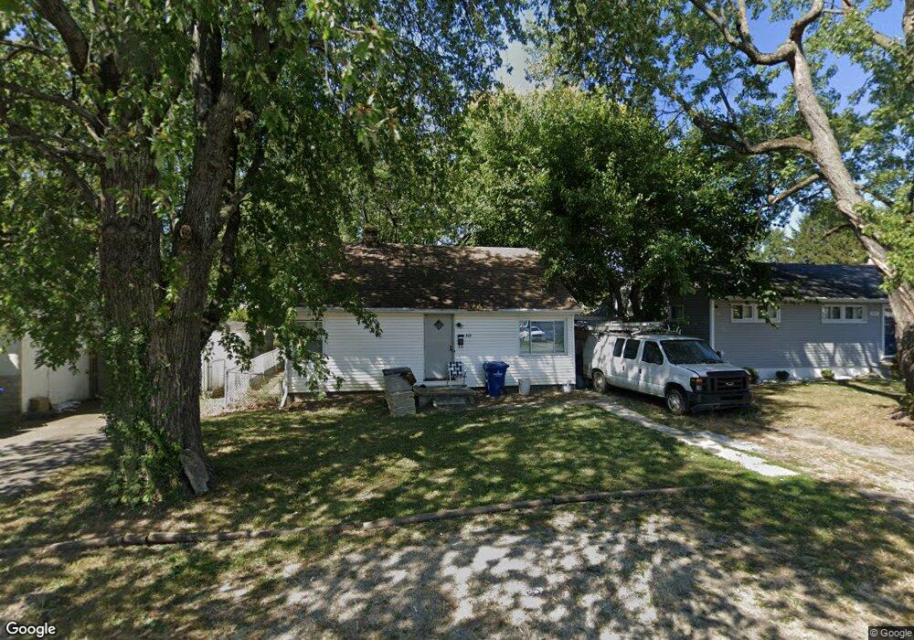 827 Westphal Ave, Columbus, OH 43213 - photo 1