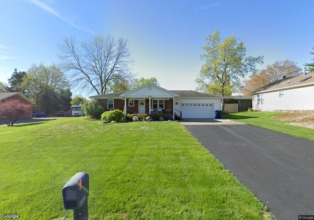 8102 Leona Dr, Louisville, KY 40291 - photo 1