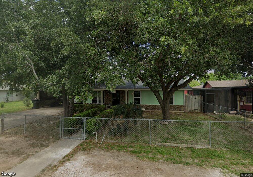 606 Ebony St, San Juan, TX 78589 - photo 1