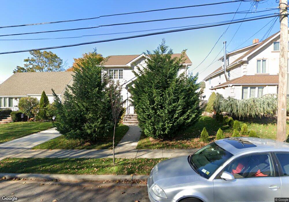 2812 Davison St, Oceanside, NY 11572 - photo 1